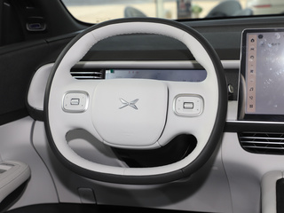 小鹏汽车G6图片