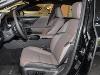 雷克萨斯ES图片