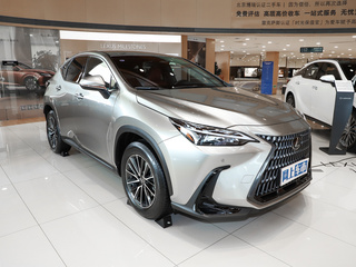 雷克萨斯NX图片