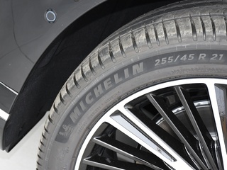 小鹏汽车G9图片