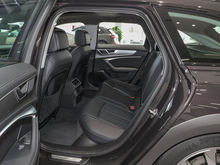 奥迪A6 旅行版图片