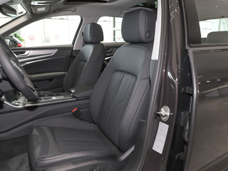 奥迪A6 旅行版图片