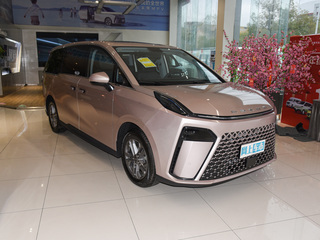 上汽大通MAXUS G70图片