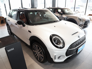 MINI CLUBMAN 改款 2.0T COOPER S 2023款 鉴赏家