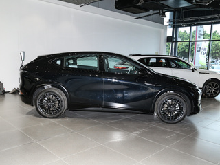 小鹏汽车G6图片