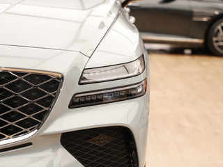 捷尼赛思GV80轿跑图片