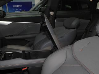 深藍(lán)S05圖片