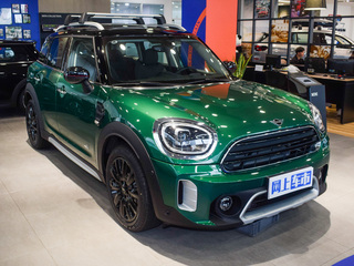 MINI COUNTRYMAN 改款 1.5T COOPER ALL4 2023款 鉴赏家