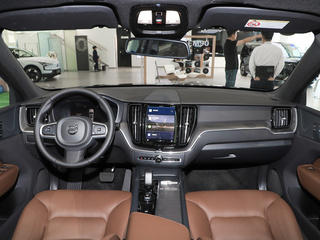 沃尔沃XC60图片