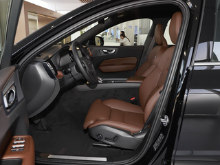 沃尔沃XC60新能源图片