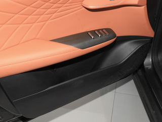 深藍(lán)S07圖片