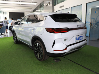 宋PLUS新能源图片