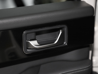 英力士掷弹兵图片