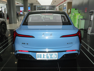 红旗天工05图片