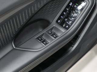 {奥迪A5L Sportback}图片