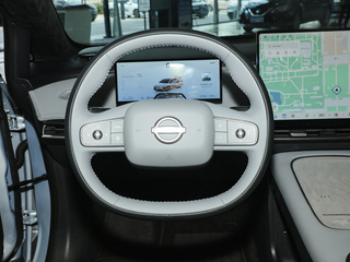 日產(chǎn)N7圖片