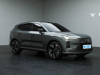 {沃爾沃XC70插電式混動(dòng)}圖片