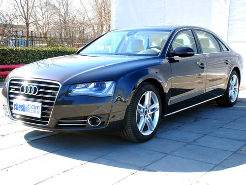 奥迪(进口) A8L 3.0TFSI Low quattro 车辆左前45度视角