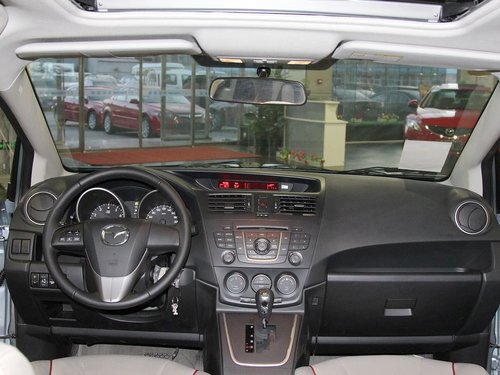 马自达(进口)  Mazda5 2.0 AT 中控台整体