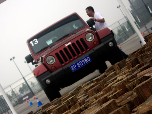 Jeep吉普  罗宾汉 3.6 AT