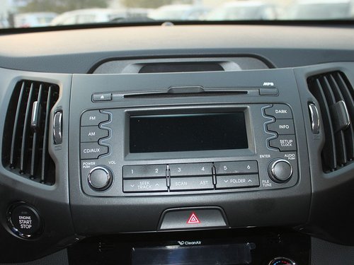 东风悦达起亚  2.0L 自动 中控台中央特写