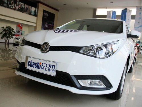 MG MG5 1.5 MT 车辆车头部分特写