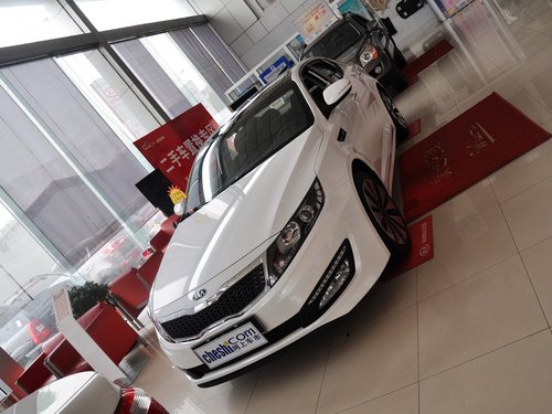 东风悦达起亚  起亚K5 2.0L AT