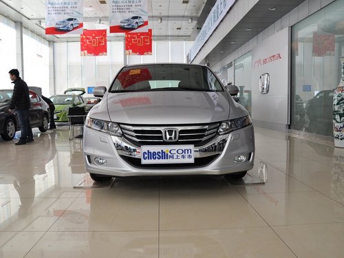 广汽本田  2.4L 自动 车头正面视角
