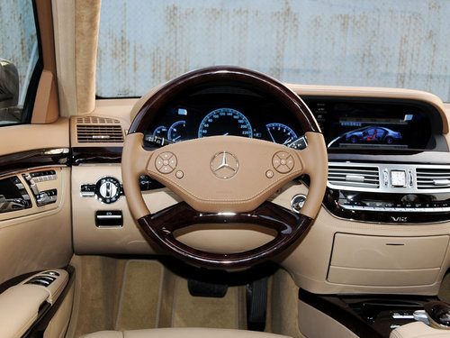 奔驰(进口)  S600L 5.5T