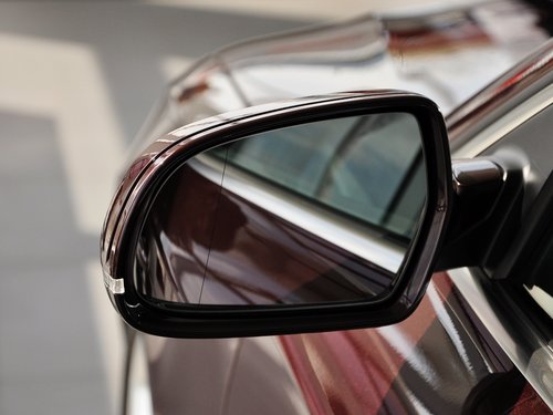 奥迪(进口) A5 Sportback 2.0T AT 反光镜外侧下视