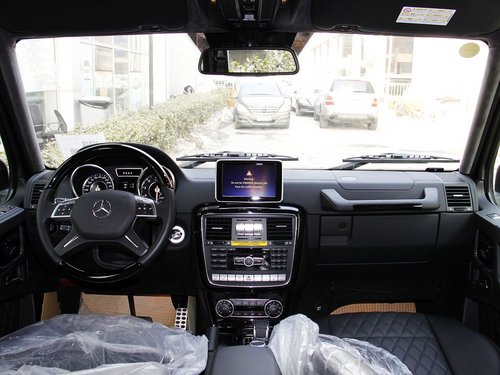 奔驰AMG  G65 6.0T 中控台整体
