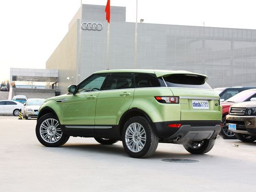 路虎  2.0T 自动 车辆左后45度视角