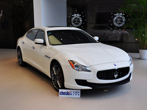 玛莎拉蒂  3.8T 车辆右侧45度角