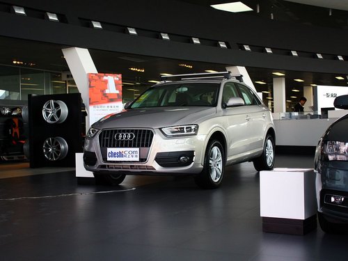 一汽奥迪  奥迪Q3 2.0T DCT 车辆左前45度视角