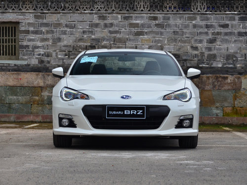 斯巴鲁  2.0L 自动