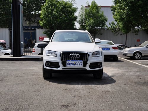一汽奥迪  40 TFSI quattro 车头正面视角