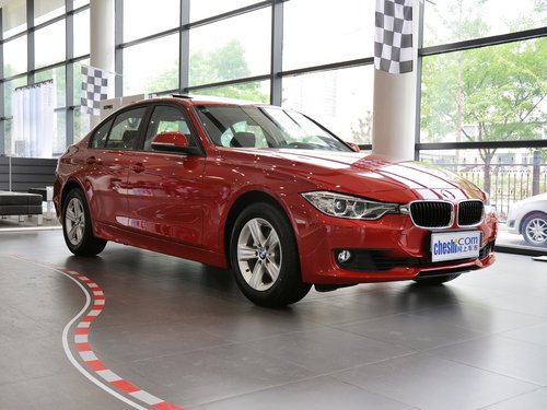 華晨寶馬  320i 2.0T 自動 車輛右側(cè)45度角