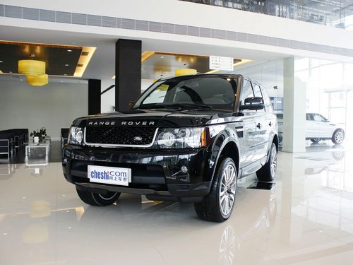 路虎 揽胜运动版 5.0 V8 NA 车辆左前45度视角