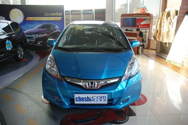 广汽本田  1.5L 自动 车头正面视角