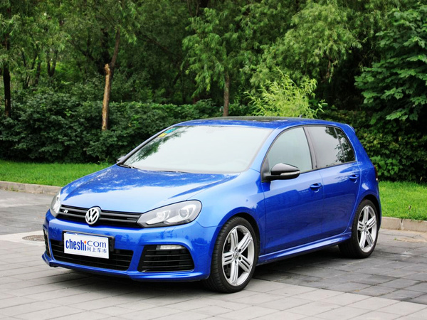 大众(进口) R 2.0TSI 车辆左前45度视角