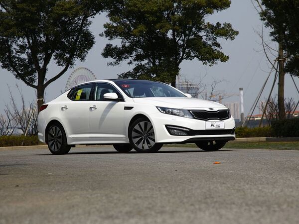 东风悦达起亚  2.0L 自动