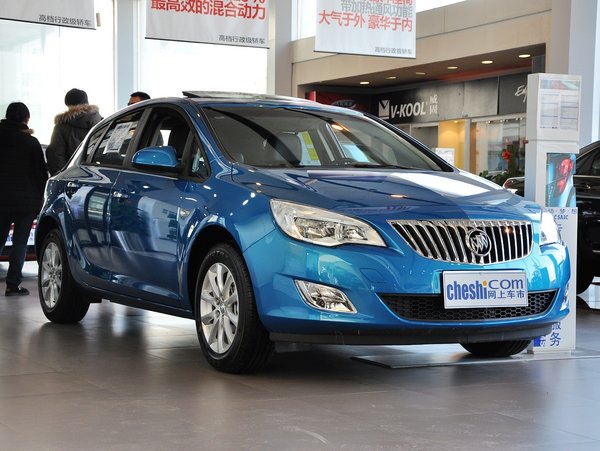 别克 XT 1.6L 自动 车辆右侧45度角