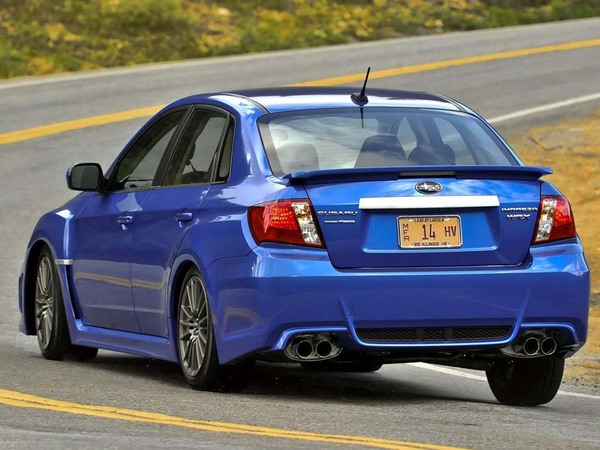 斯巴鲁 2.5T 手动