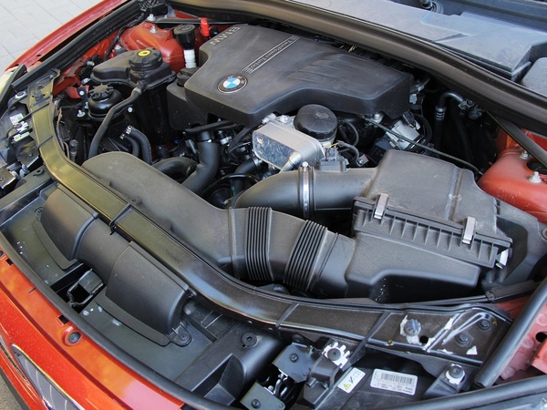 华晨宝马  xDrive28i 2.0T