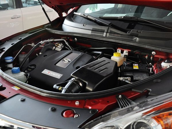 广汽传祺  1.8T 自动 发动机主体特写