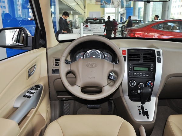 北京现代  2.0L 自动