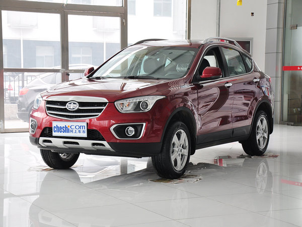 一汽奔腾  2.0L 自动 车辆左前45度视角