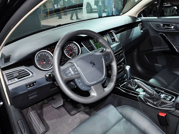 东风标致 2.3L 自动