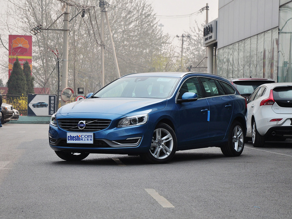 沃尔沃(进口)  改款 2.0T 车辆左前45度视角