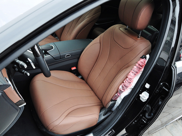 奔驰(进口)  S400L 3.0T 自动 驾驶席座椅前45度视图